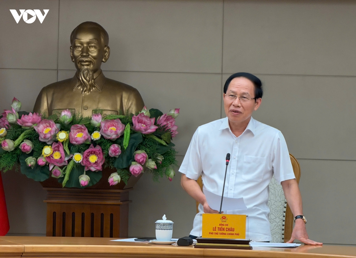 pho thu tuong le tien chau Doi moi toan dien giao duc theo lo trinh phu hop hinh anh 3
