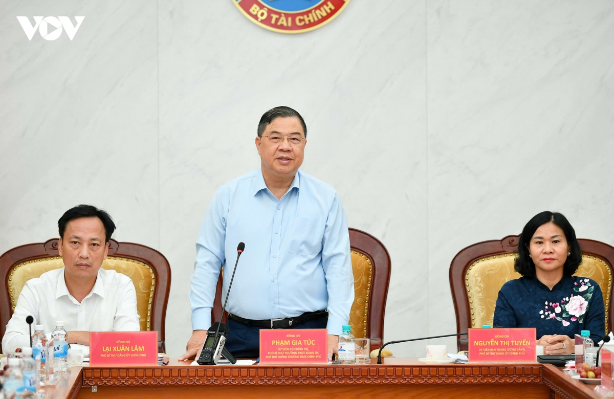 pho thu tuong yeu cau tiep tuc cat giam phan cap va don gian thu tuc hanh chinh hinh anh 2