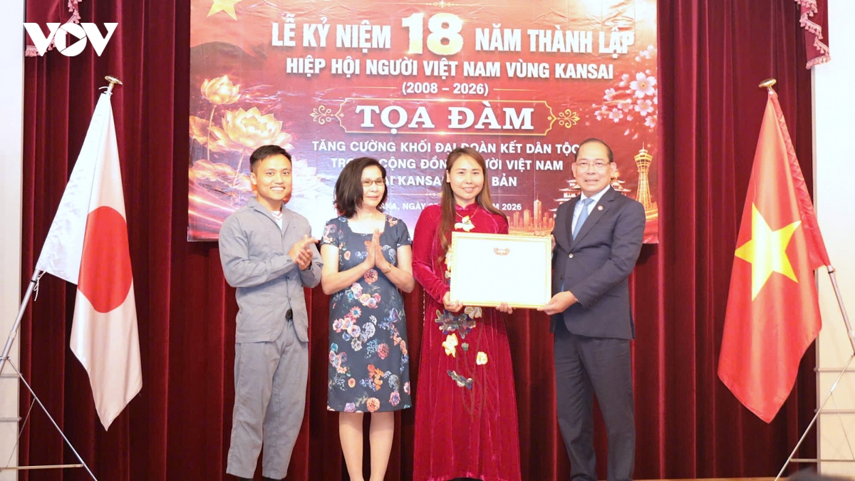 cong dong nguoi viet nam tai nhat ban lan toa tinh than uong nuoc nho nguon hinh anh 2