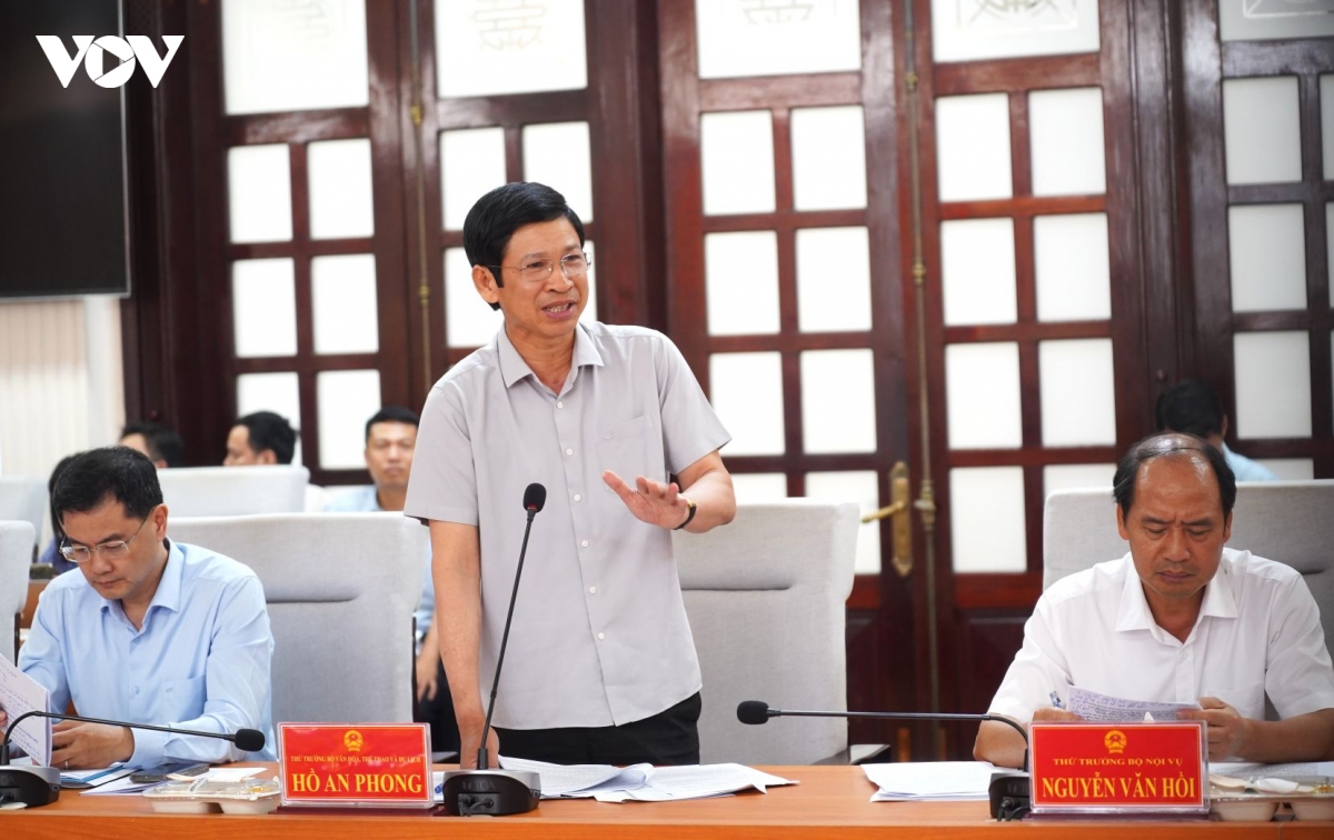 pho thu tuong le tien chau lam viec voi hue ve tang truong kinh te hinh anh 2