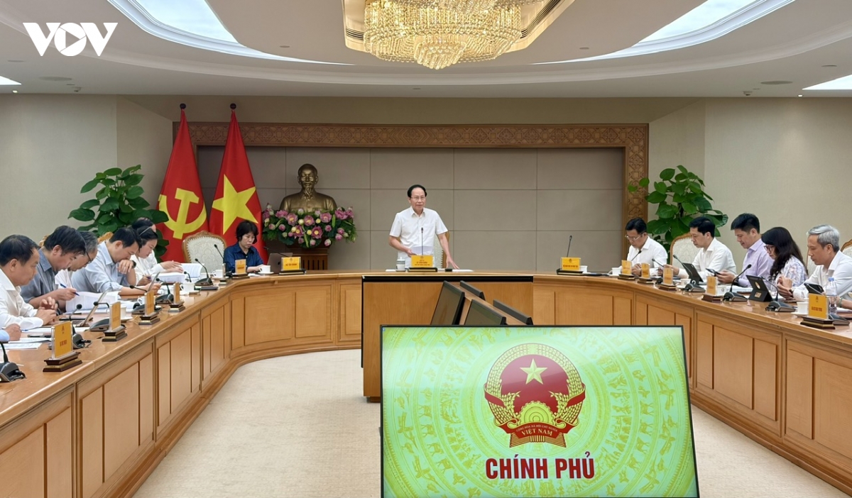 pho thu tuong le tien chau phan dinh ro tu chu dai hoc cong lap - tu thuc hinh anh 1