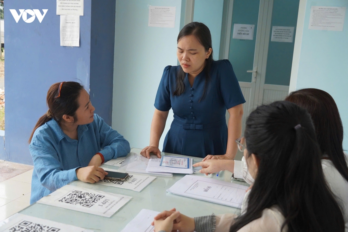 chay nuoc rut hoan thien cai tao tru so cong thanh truong hoc o tp.hcm hinh anh 1