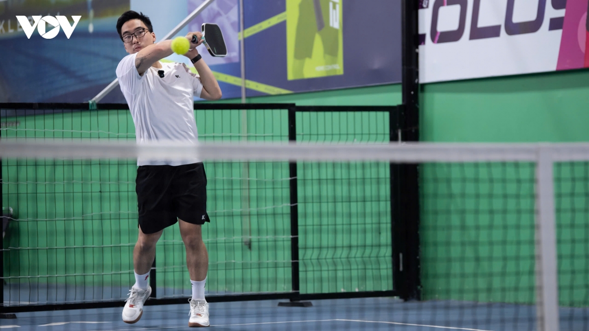 Làm chủ kỹ thuật Dink Volley Slice Backhand trong Pickleball