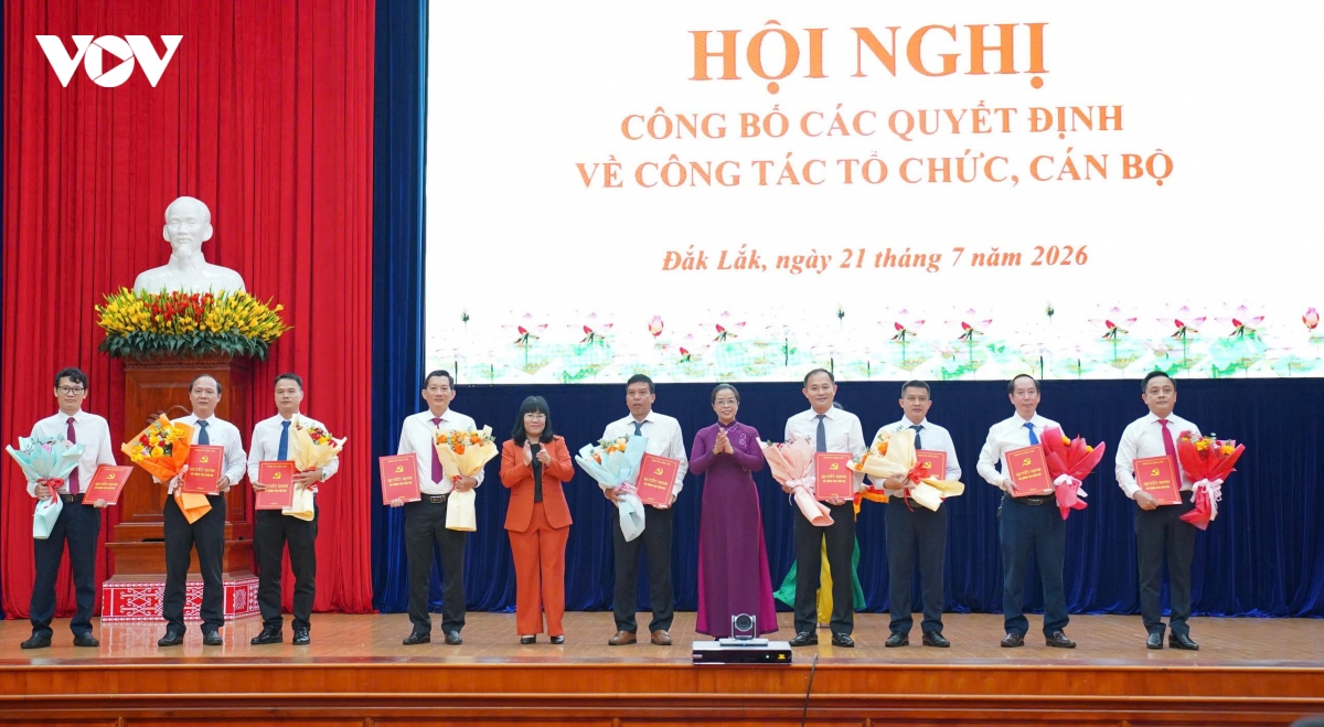 Đắk Lắk công bố các quyết định về công tác cán bộ