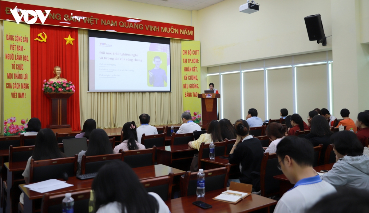 vov tp.hcm ban cach cham gen z tren da nen tang hinh anh 2