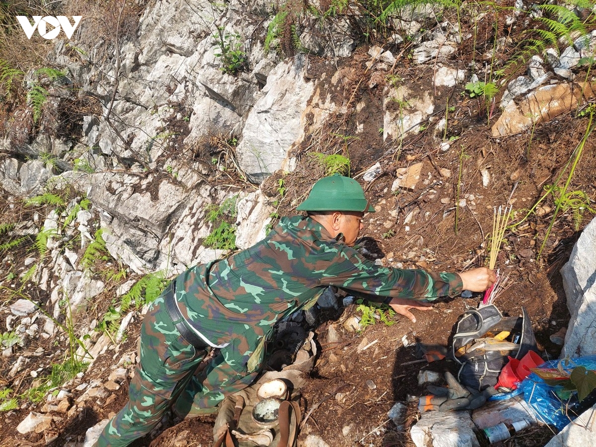 cuoc chay dua voi thoi gian de dua dong doi tro ve hinh anh 2