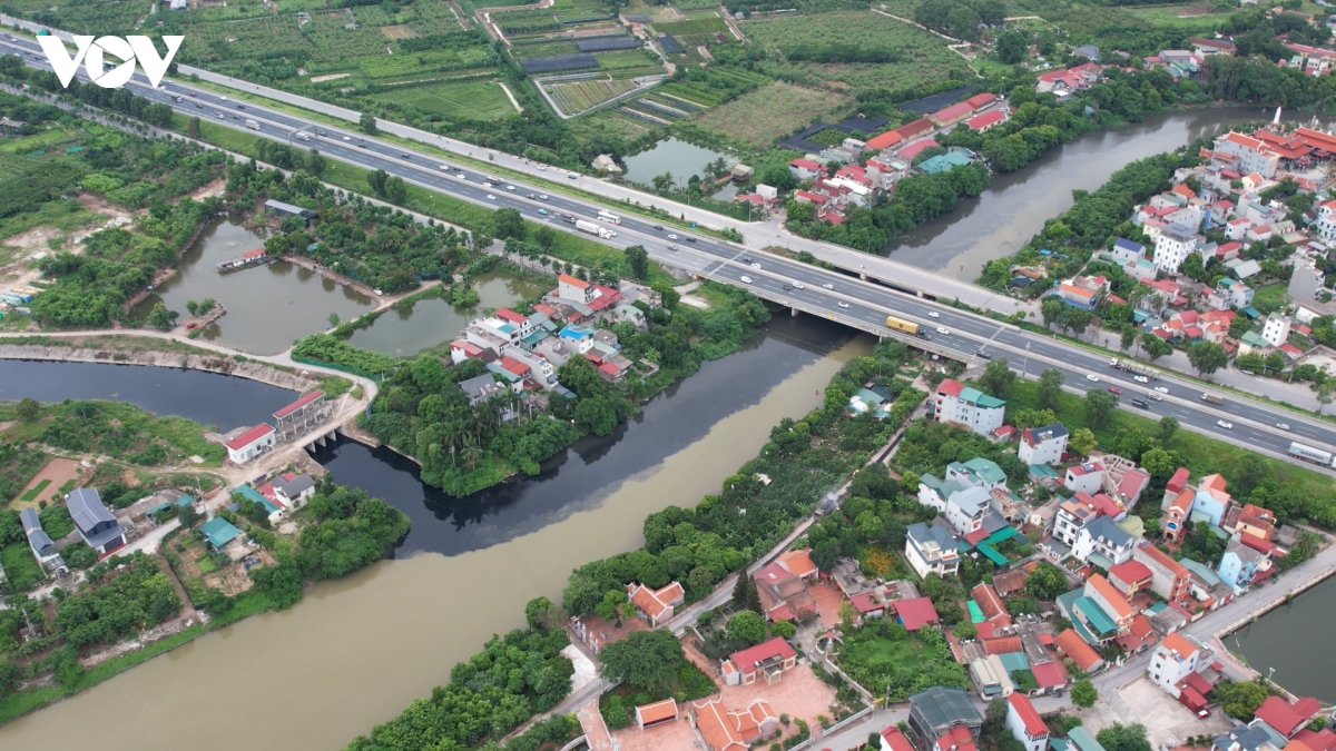 toan canh song cau bay dai 12,9 km o nhiem nang sap duoc giai cuu hinh anh 15