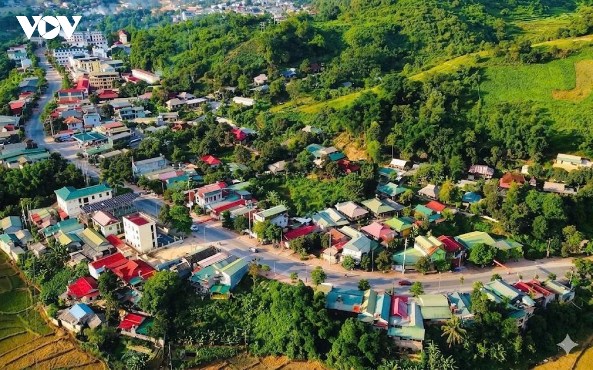 su thay doi co tinh nen tang trong xay dung chinh sach va phap luat ve dat dai hinh anh 1