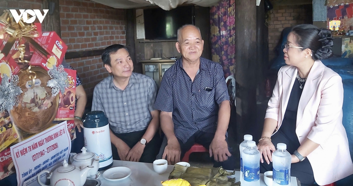 Đắk Lắk tặng quà các gia đình chính sách dịp 27/7, tổng kinh phí gần 30 tỷ đồng