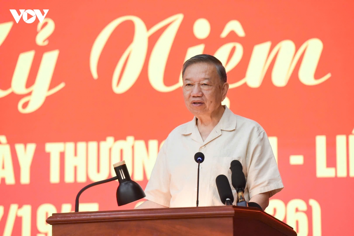 tong bi thu, chu tich nuoc Dat nuoc phat trien, nguoi co cong va gia dinh phai duoc cham lo tot hon hinh anh 3