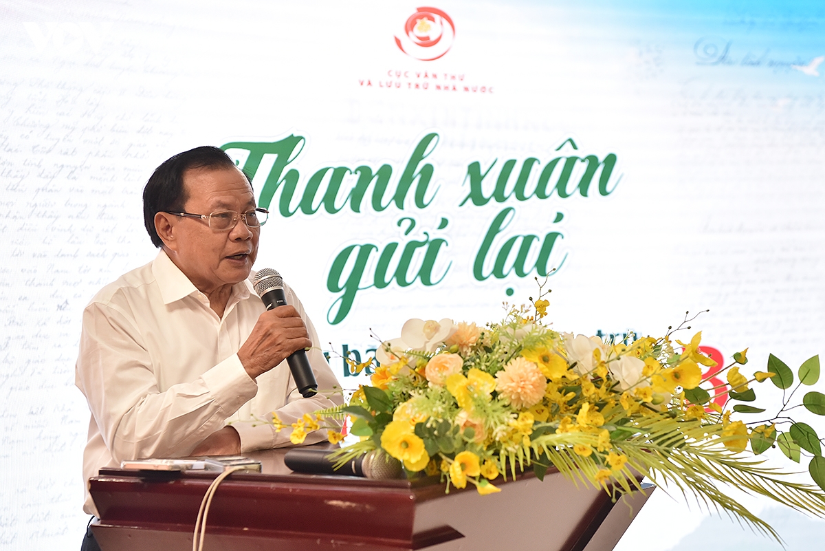trung bay thanh xuan gui lai nhieu hon viec tai hien mot phan ky uc dan toc hinh anh 18