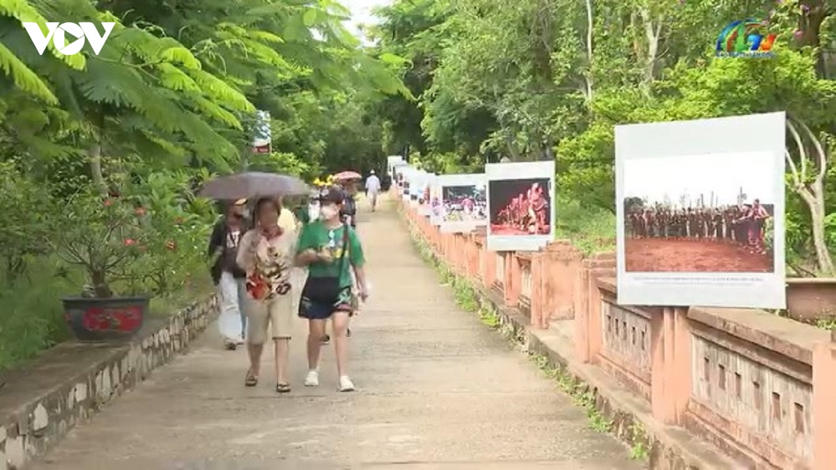 ke chuyen van hoa cham tren doi ba nai o lam Dong hinh anh 4