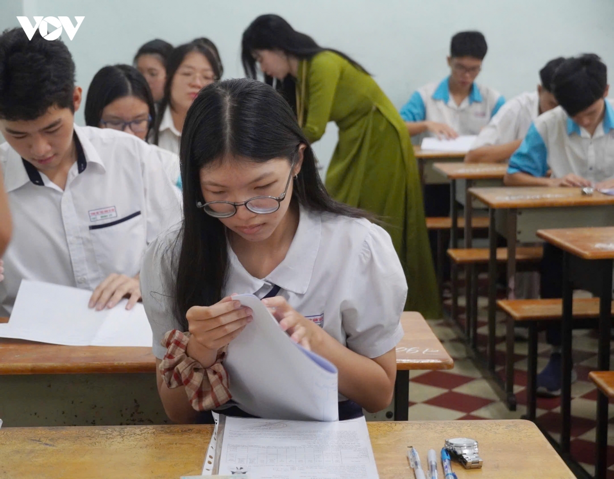 Dự báo điểm chuẩn đại học khối ngành khoa học xã hội giảm