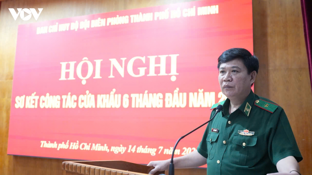 bien phong phat hien, bat giu va xu ly 91 vu vi pham phap luat tai cac cang tp.hcm hinh anh 2