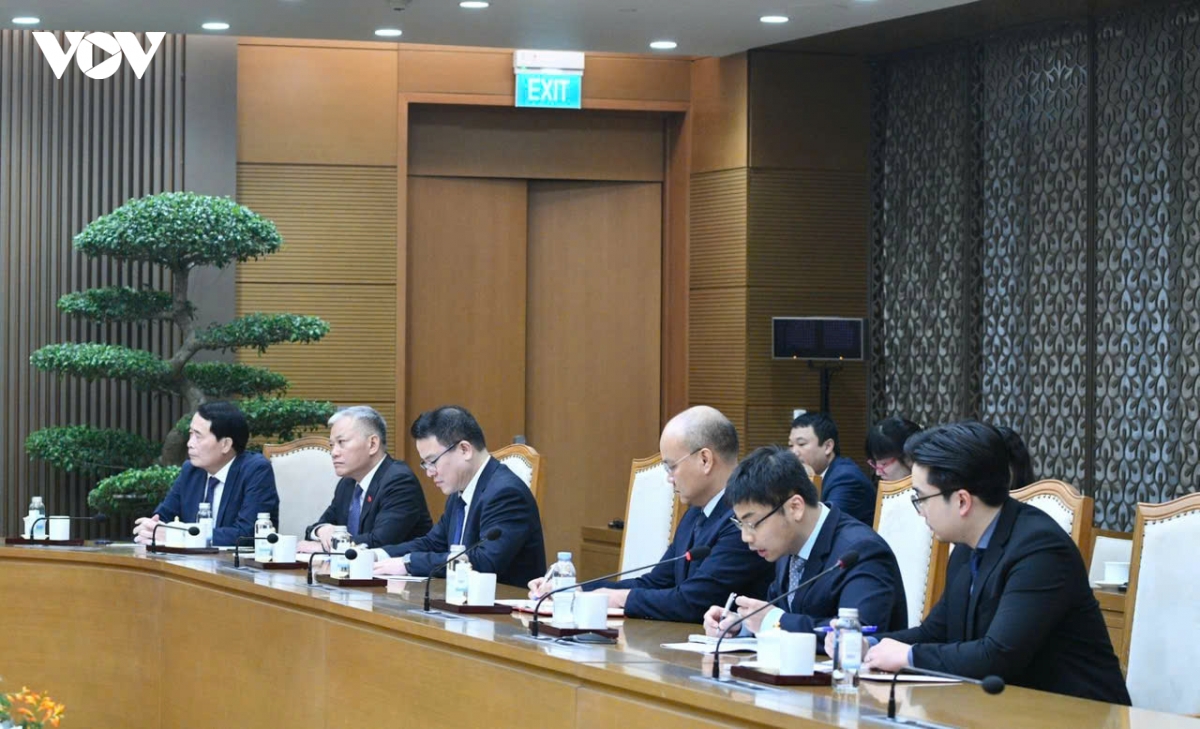 thu tuong le minh hung dien dam voi thu tuong canada mark carney hinh anh 4