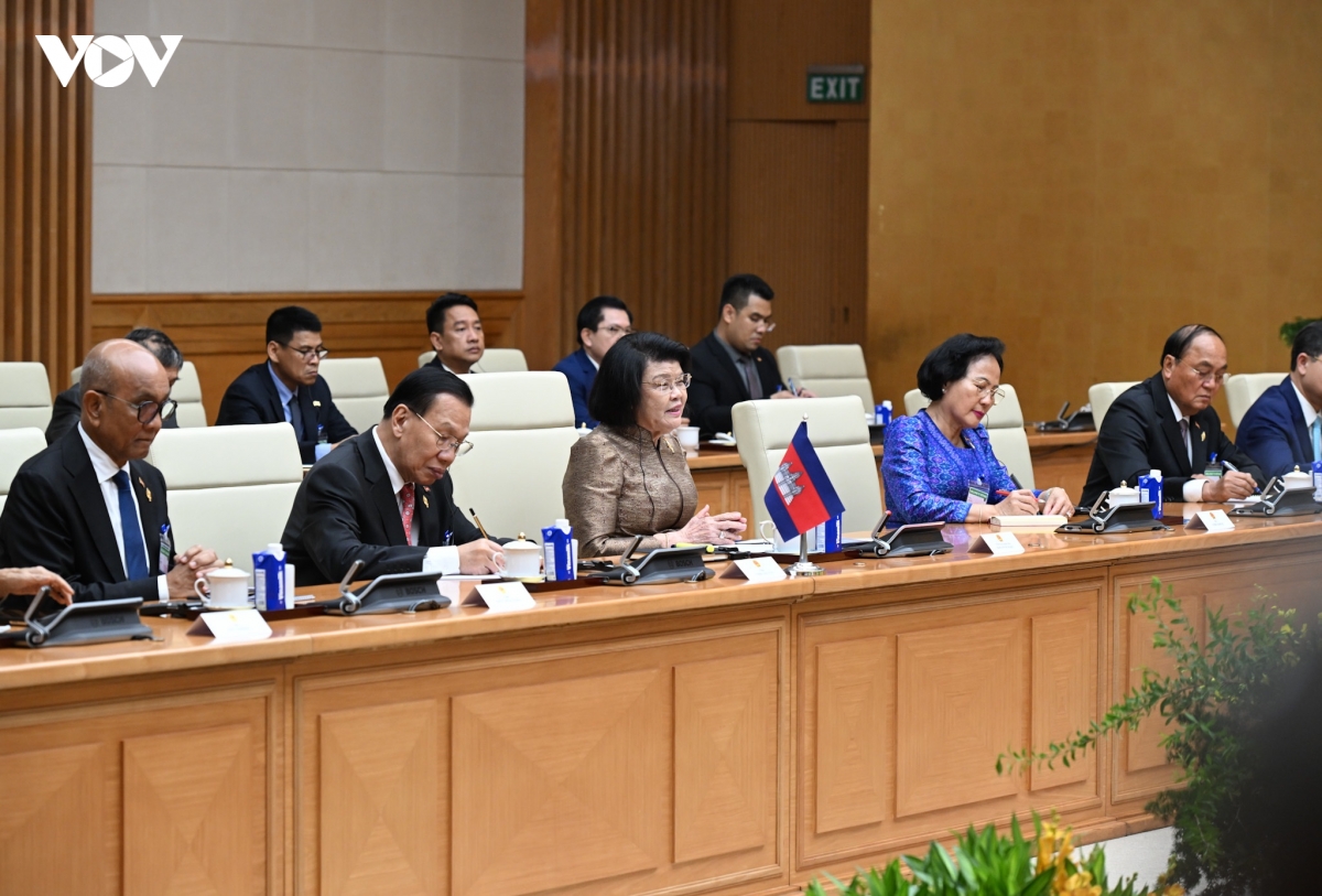 thu tuong le minh hung hoi kien chu tich quoc hoi vuong quoc campuchia hinh anh 4