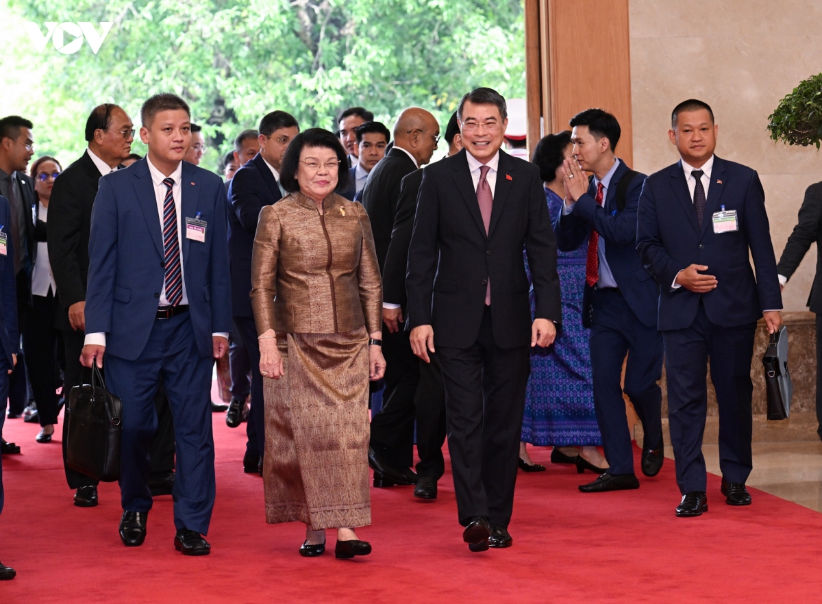 thu tuong le minh hung hoi kien chu tich quoc hoi vuong quoc campuchia hinh anh 1