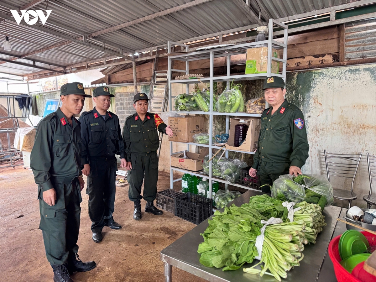 nhung dau an dep tu dot hanh quan da ngoai cua canh sat co dong tay nguyen hinh anh 6