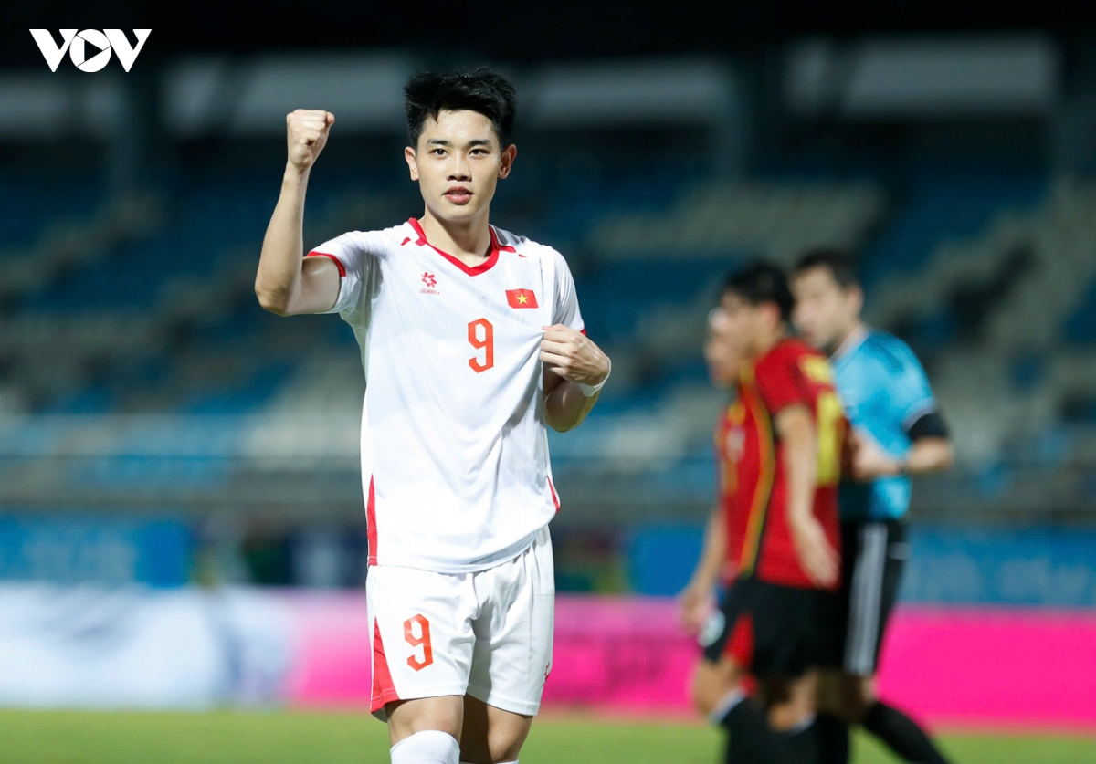 truc tiep timor leste 0-7 viet nam Dinh bac ghi hattrick ban thang hinh anh 3