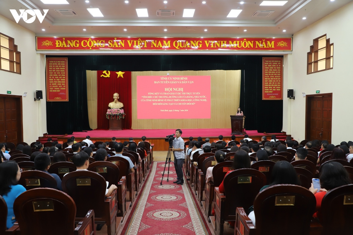 Hơn 219.000 lượt người dự thi tìm hiểu chuyển đổi số ở Ninh Bình