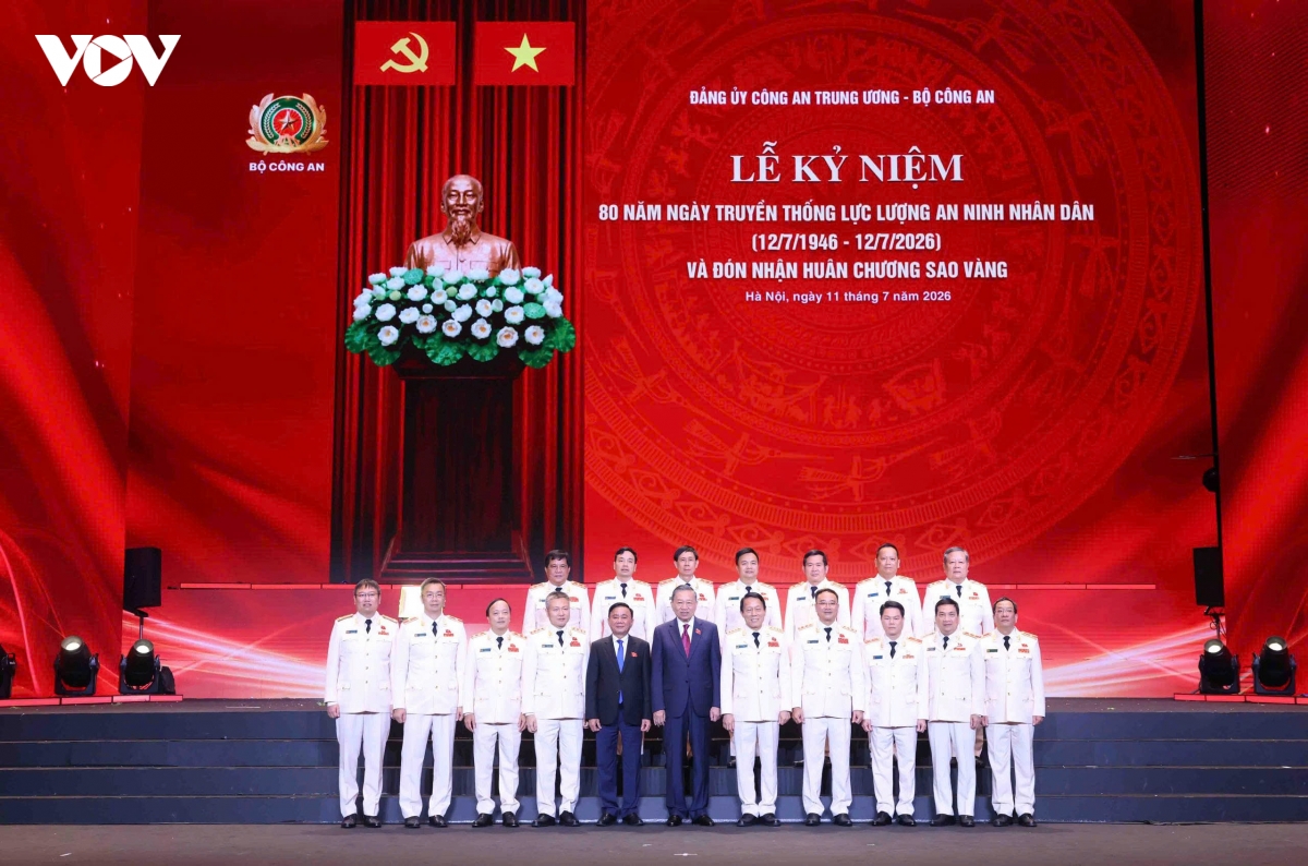 tong bi thu, chu tich nuoc to lam du le ky niem 80 nam ngay truyen thong luc luong an ninh nhan dan hinh anh 12