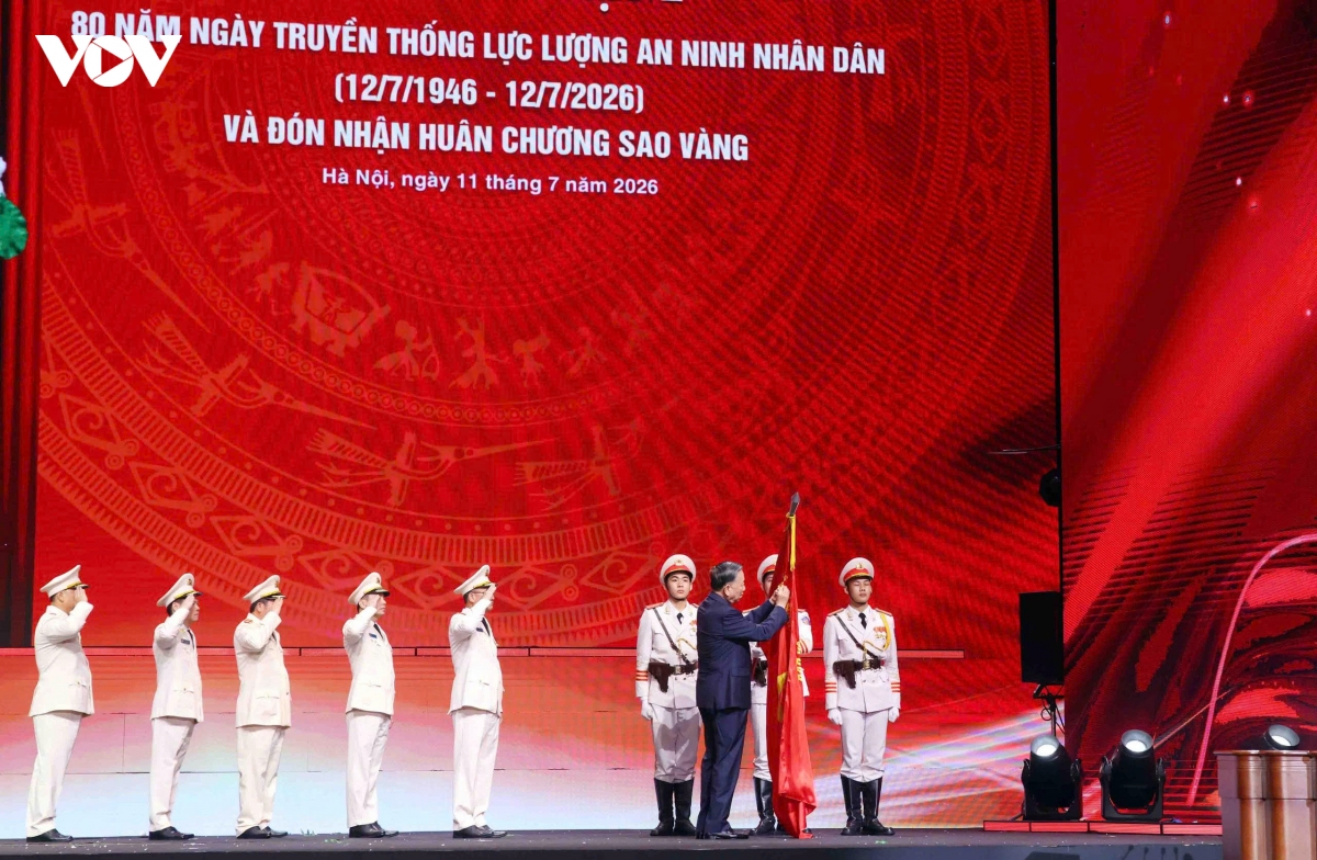tong bi thu, chu tich nuoc to lam du le ky niem 80 nam ngay truyen thong luc luong an ninh nhan dan hinh anh 9