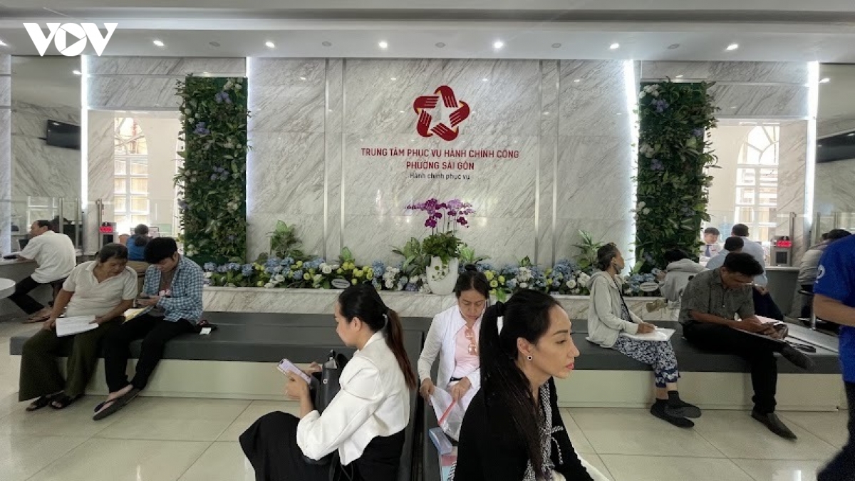 tp.hcm de xuat xa hoi hoa khi hon 50 cong chuc phai lam them gio hinh anh 1