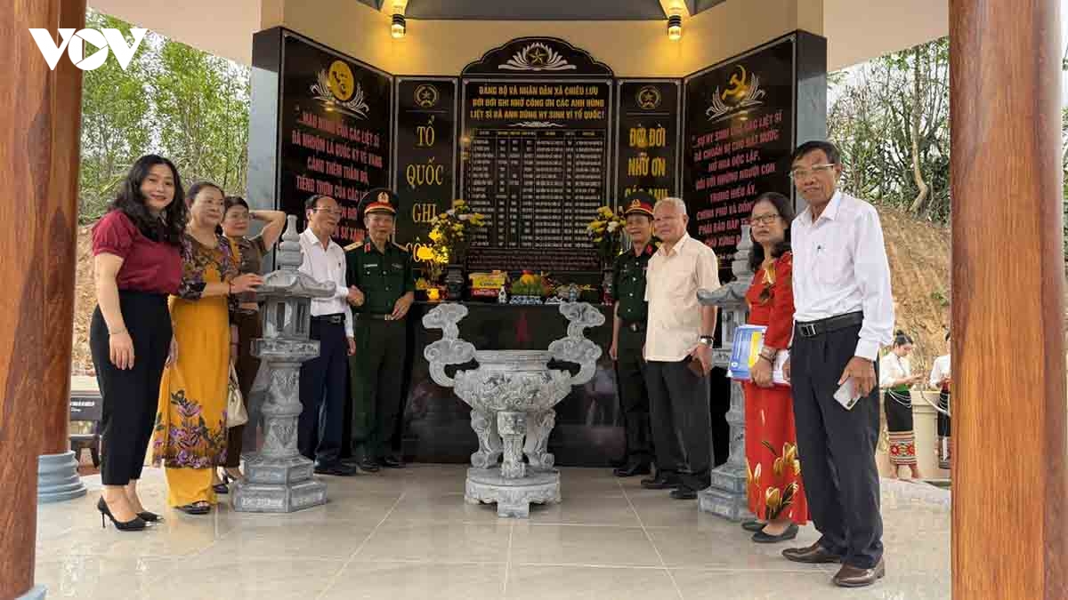 cu 3 hoi chuong, trong bat nha tuong niem, tri an cac anh hung liet si sang 27 7 hinh anh 3