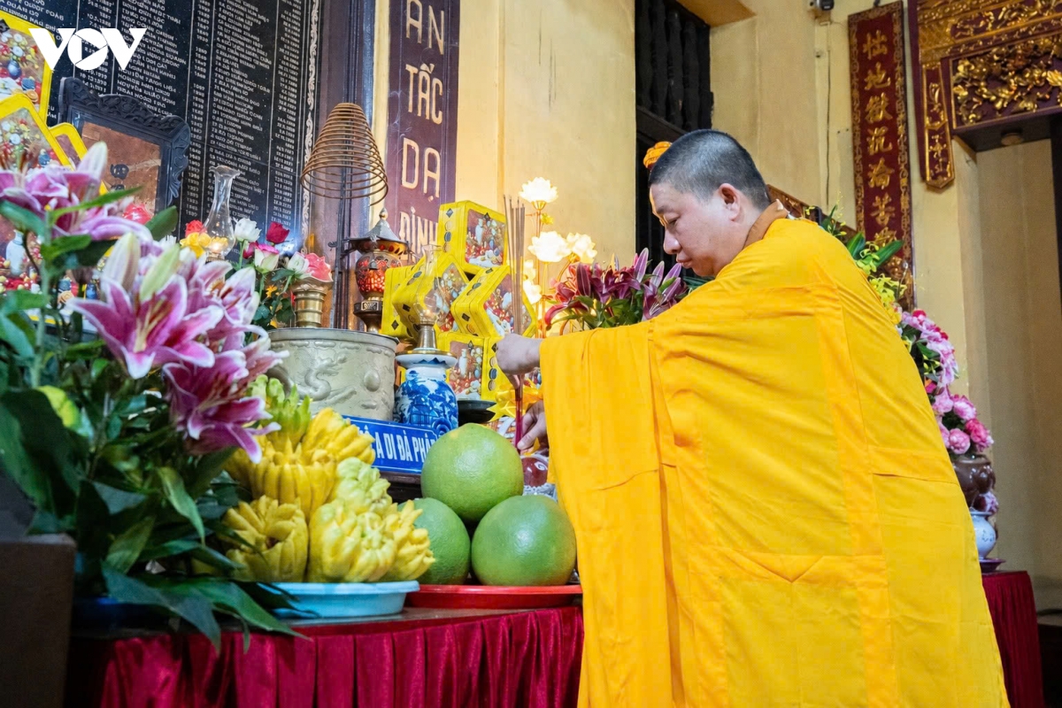 ba hoi chuong, trong bat nha vong khap 18.000 chua tuong niem cac anh hung liet si hinh anh 3