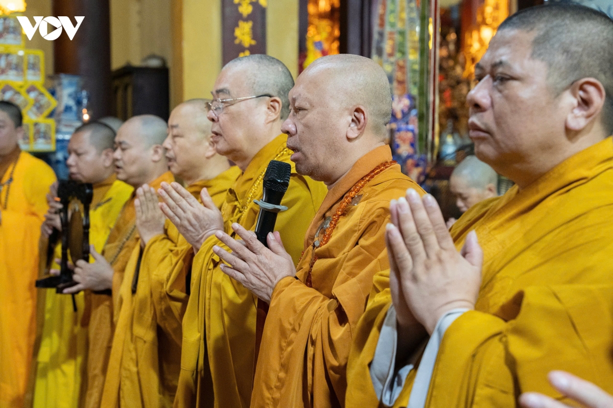 ba hoi chuong, trong bat nha vong khap 18.000 chua tuong niem cac anh hung liet si hinh anh 4