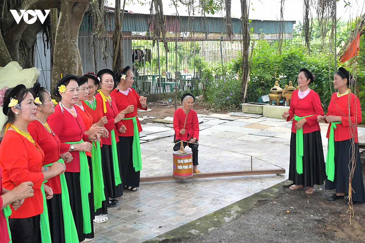 nghe thuat hat trong quan phuc lam nhip trong quan giu lua hon que bac bo hinh anh 7
