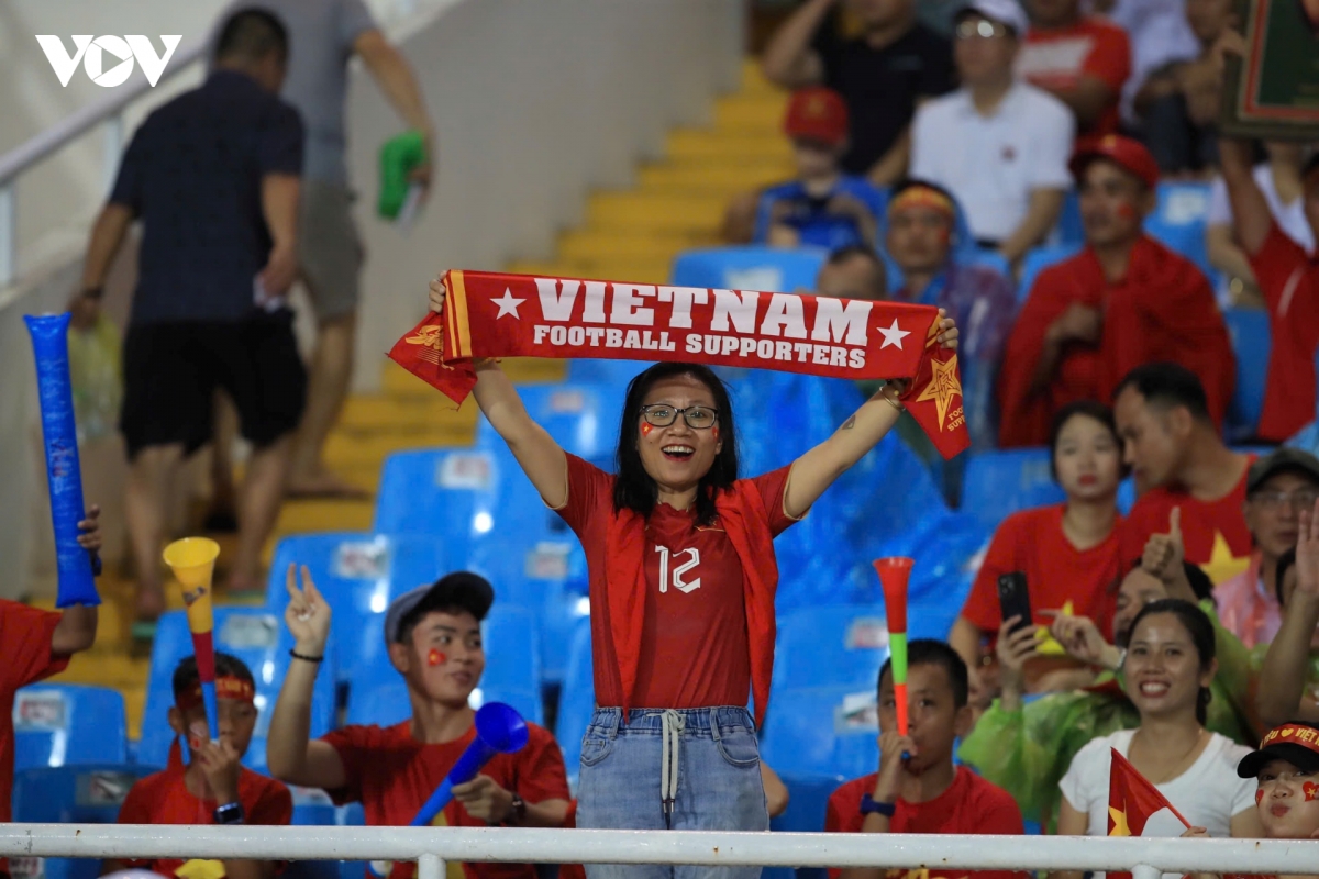 trUc tiEp viet nam vs singapore bang a asean cup 2026 don ep nghet tho hinh anh 26