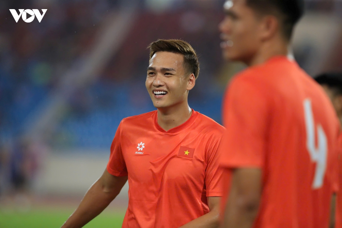 trUc tiEp viet nam vs singapore bang a asean cup 2026 don ep nghet tho hinh anh 15