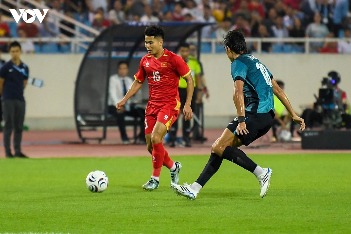 trUc tiEp viet nam vs singapore bang a asean cup 2026 don ep nghet tho hinh anh 7