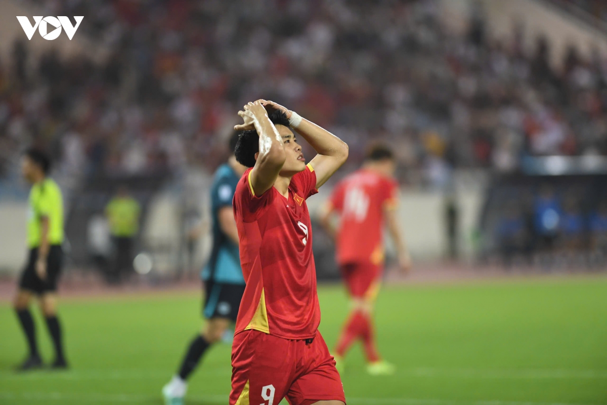 trUc tiEp viet nam vs singapore bang a asean cup 2026 don ep nghet tho hinh anh 6