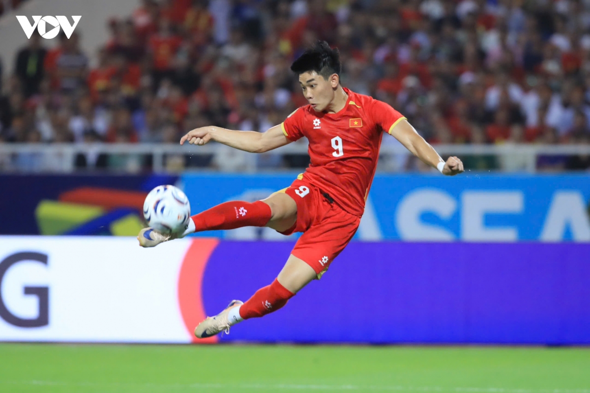 trUc tiEp viet nam vs singapore bang a asean cup 2026 don ep nghet tho hinh anh 4