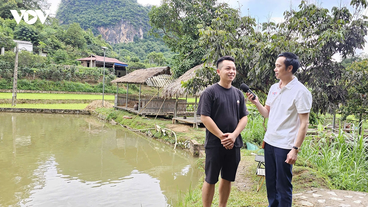 ve ho cau na phum, nghe dieu khap thai giua dai ngan tay bac hinh anh 3