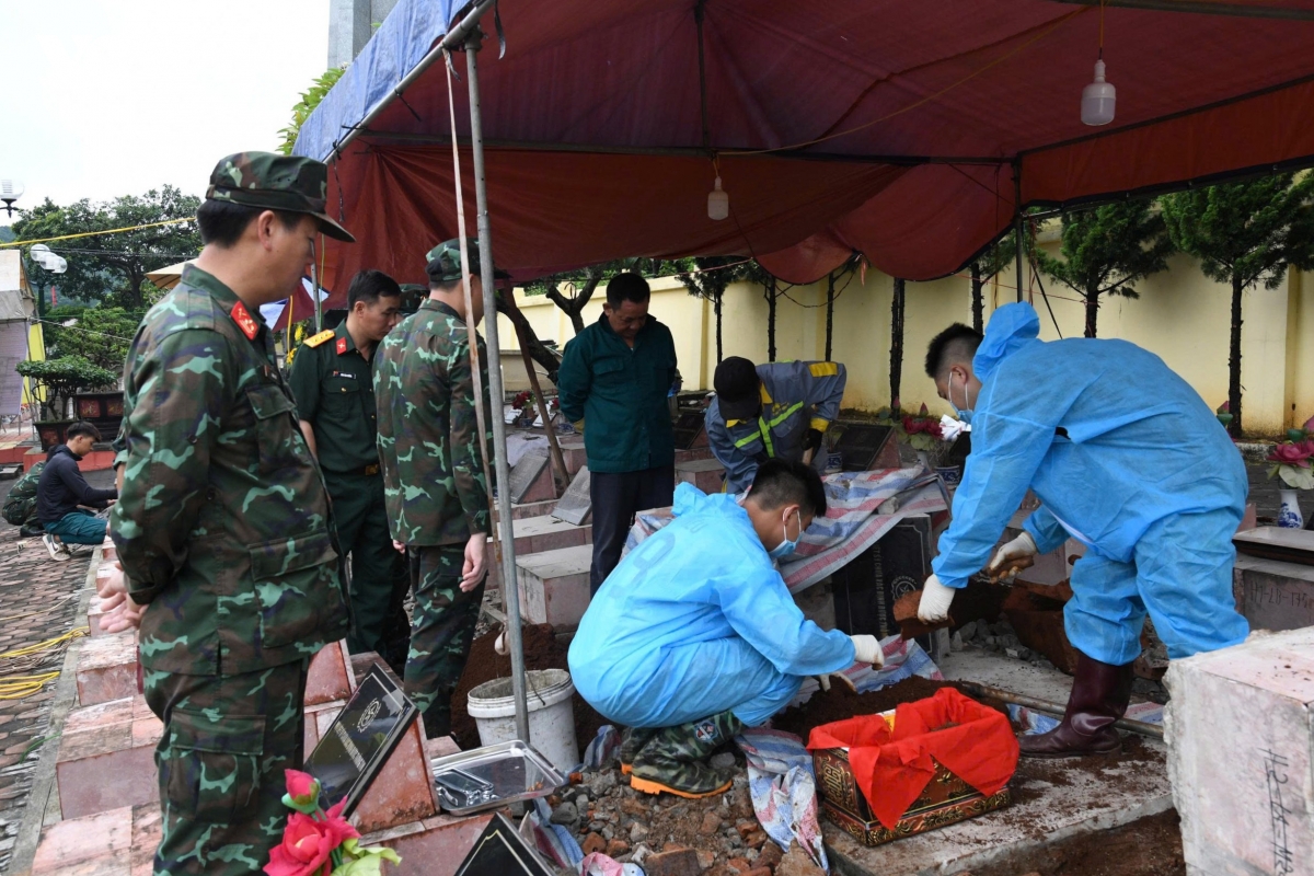 son la chay dua thoi gian xac dinh danh tinh gan 600 hai cot liet si hinh anh 7