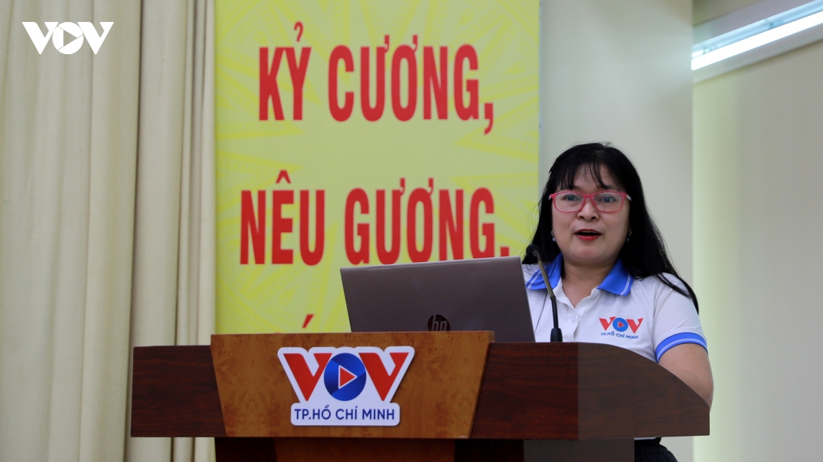 vov tp.hcm ban cach cham gen z tren da nen tang hinh anh 3