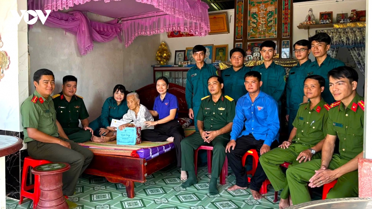 thap nen tri an cac anh hung liet si tai can tho hinh anh 3