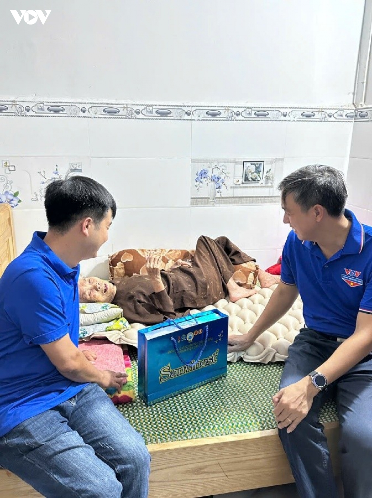 tuoi tre vov lan toa nghia tinh tri an qua chuoi hoat dong thiet thuc dip 27 7 hinh anh 6