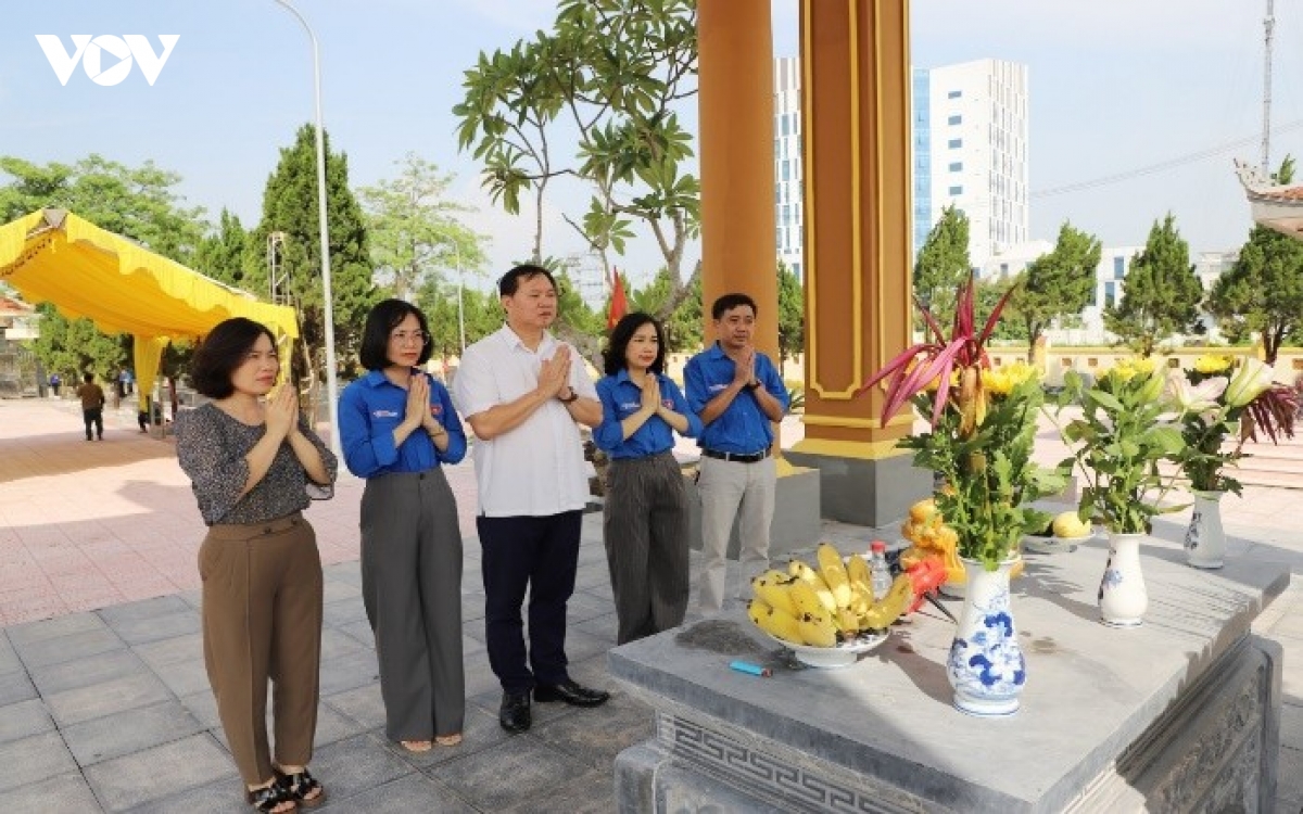 tuoi tre vov lan toa nghia tinh tri an qua chuoi hoat dong thiet thuc dip 27 7 hinh anh 10