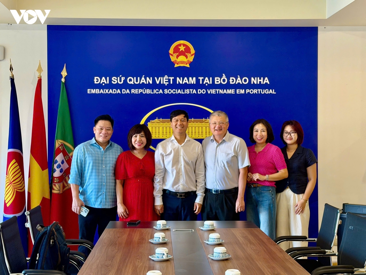 vov lam viec voi Dai rtp cua bo Dao nha, trao doi kinh nghiem phat trien phat thanh, chuyen doi so hinh anh 8