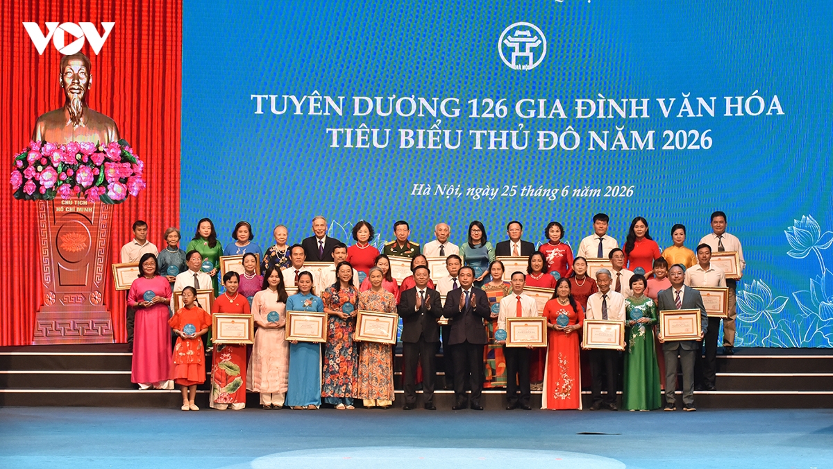 xay dung gia dinh van hoa khi nep nha dich chuyen cung thoi dai hinh anh 3