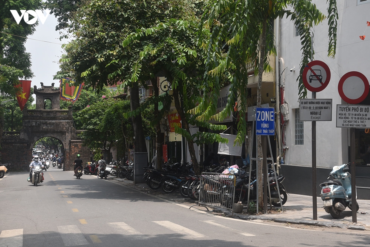can canh cac diem trung chuyen, bai giu xe phuc vu vung phat thai thap o ha noi hinh anh 3