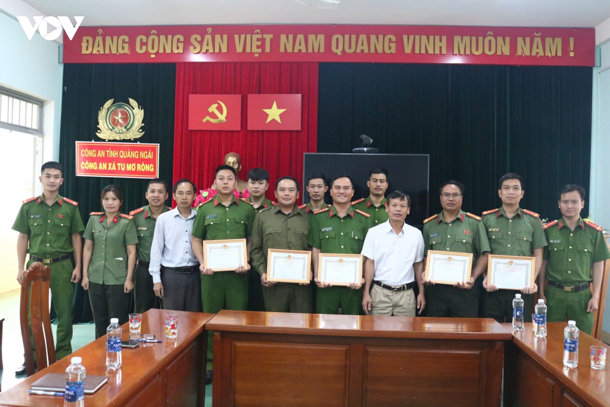 giai cuu nguoi dan ong di lac o quang ngai, bao toan hon 1,2 ty dong hinh anh 4
