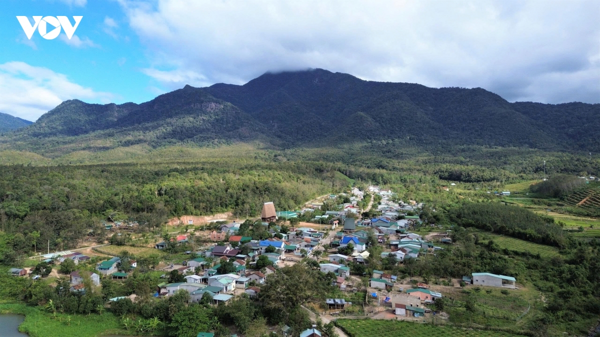 quang ngai giam 612 thon, to dan pho sau sap xep hinh anh 1