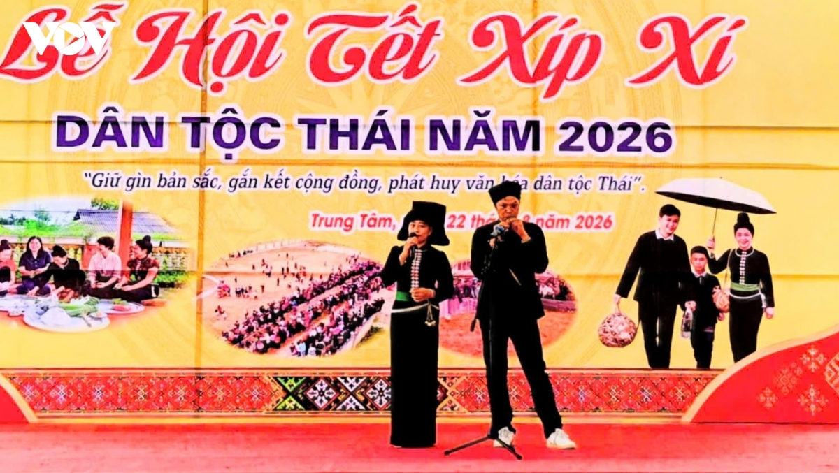 ron rang tet xip xi cua dong bao thai muong lo hinh anh 7