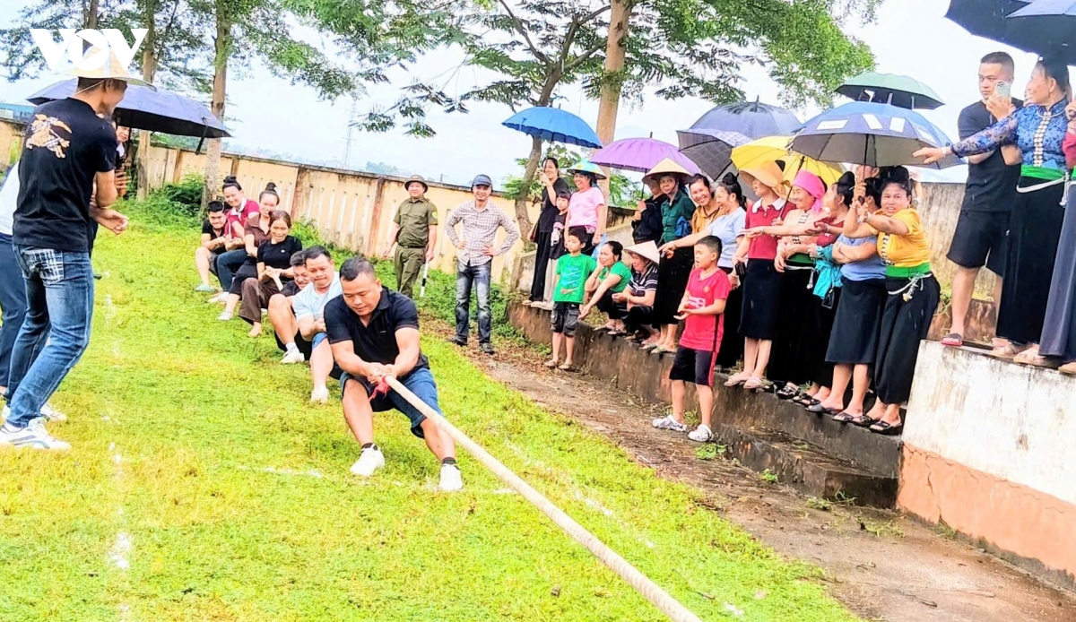 ron rang tet xip xi cua dong bao thai muong lo hinh anh 13