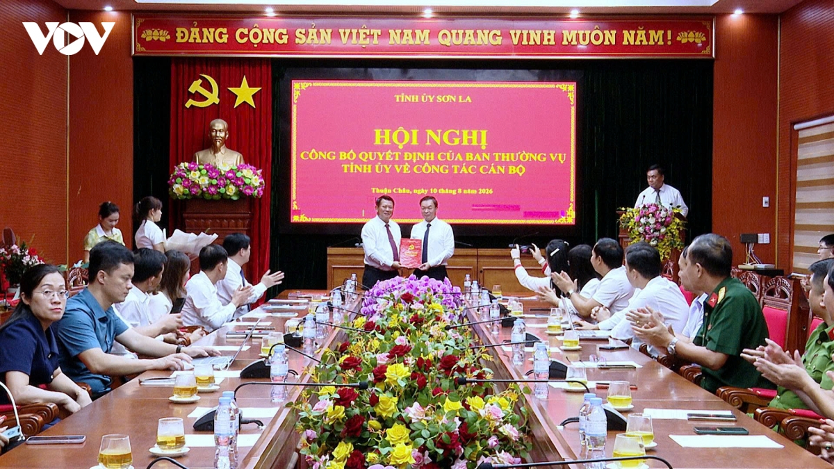 son la cong bo cac quyet dinh ve cong tac can bo hinh anh 4